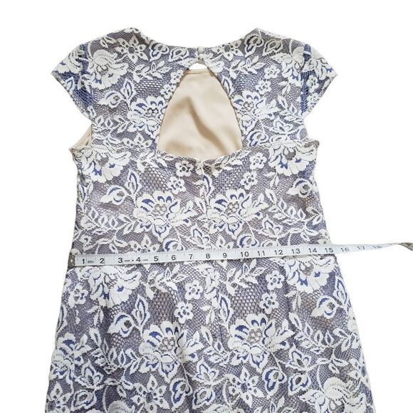 PHOEBE COUTURE Lace Dress Cutout Back Sheath Dress SIZE 6 - Picture 9 of 13